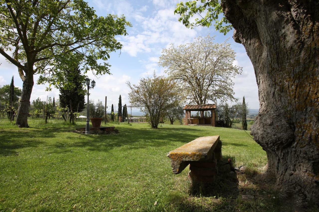 Podere Biagio Valiano Exterior photo